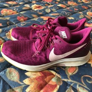 Nike Zoom Pegasus 35 Women’s Size 8
